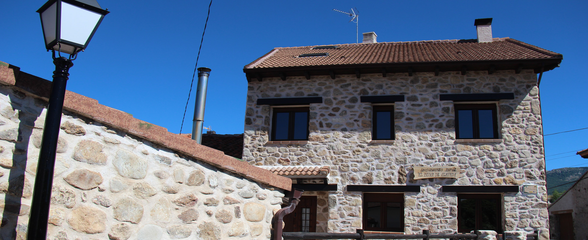 7 HABITACIONES CON BA&Ntilde;O Y CALEFACCI&Oacute;N INDEPENDIENTE